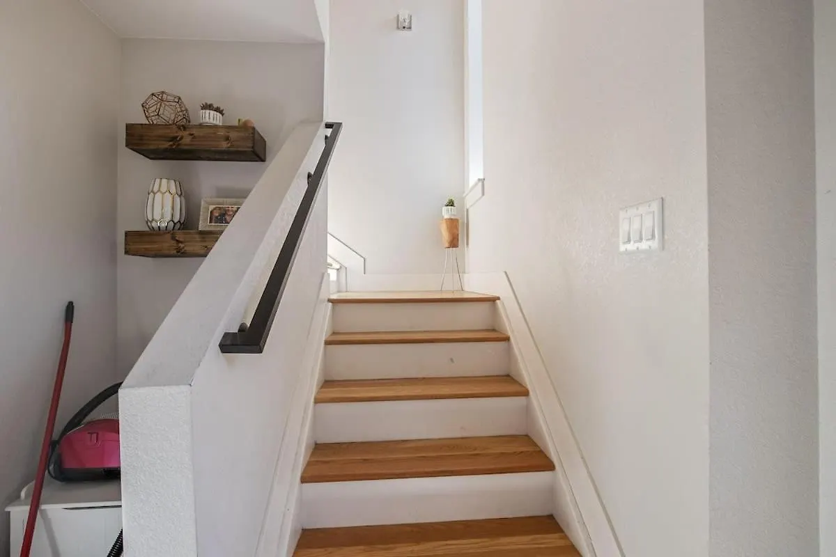 Casa vacanze 2 Bdr Home Roof Deck Plus Walk To Broncos And Sloans Lake Denver Stati Uniti